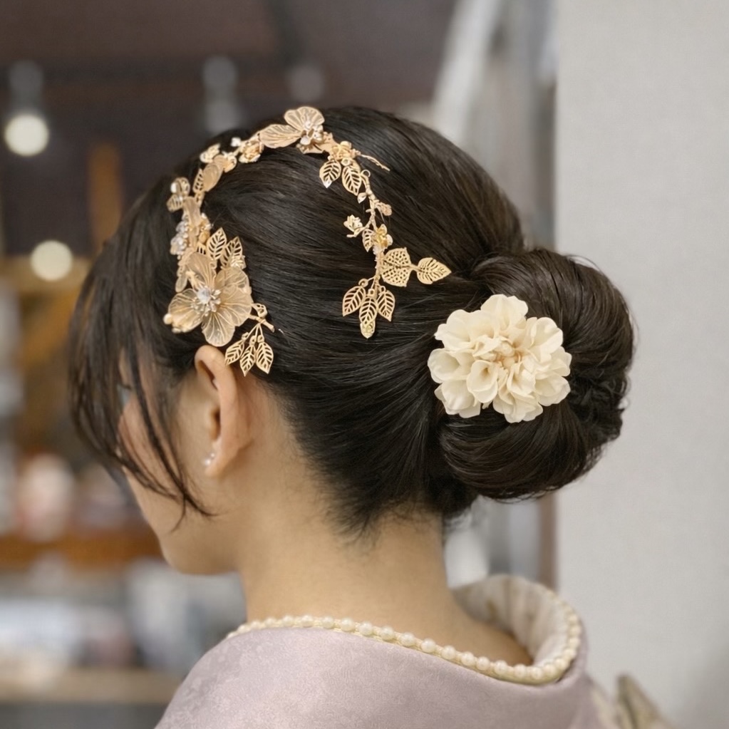 和装ヘアセットの仕上がり・上品シニヨンアレンジ